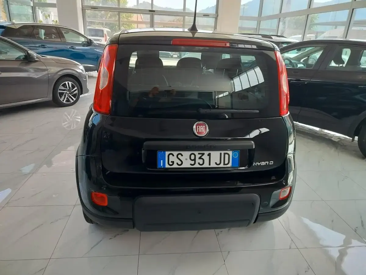 Usata Fiat Panda Cross Cross 70 CV (51 kW) 2023 Nero Utilitaria