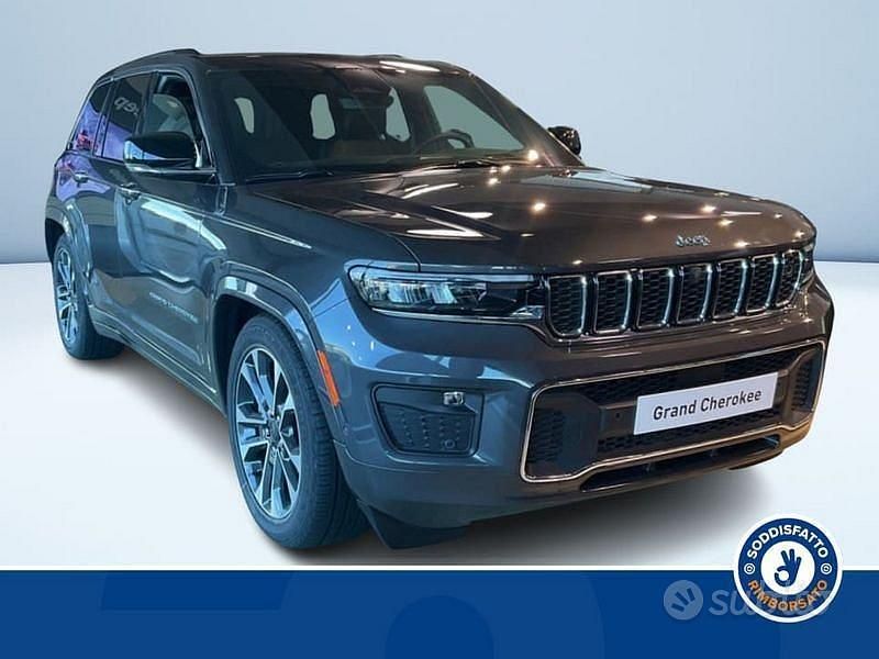 Nuova Jeep Grand Cherokee Overland 380 CV (279 kW) 2025 Argento metallizzato SUV