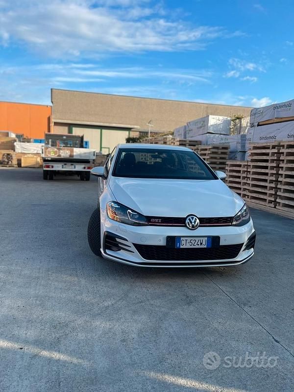 Usata VW Golf VII GTI 230 CV (169 kW) 2019 Bianco Berlina
