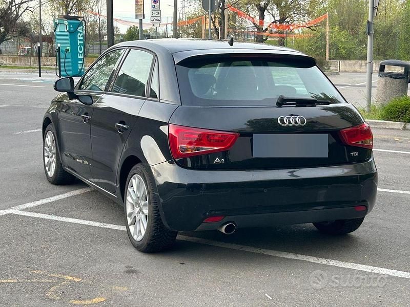 Usata Audi A1 Sportback 90 CV (66 kW) 2012 Nero Utilitaria