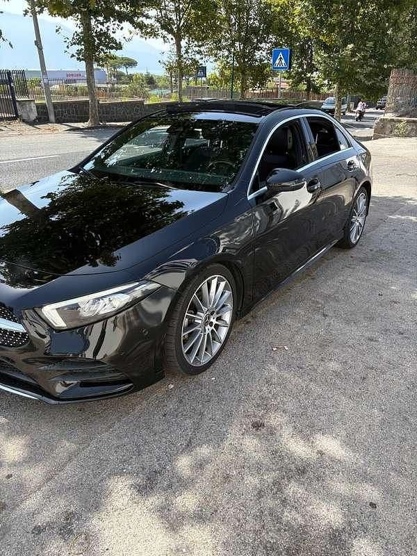 Usata Mercedes A200 Premium 150 CV (110 kW) 2020 Nero Berlina