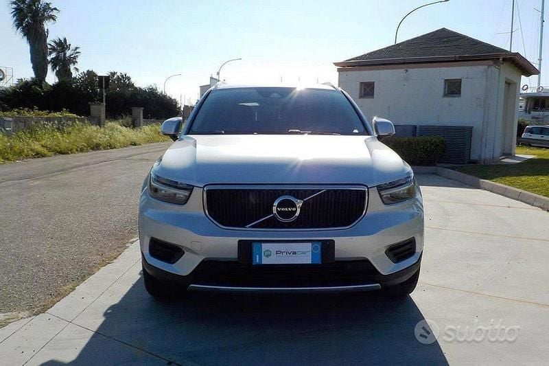 Usata Volvo XC40 190 CV (139 kW) 2018 Grigio SUV