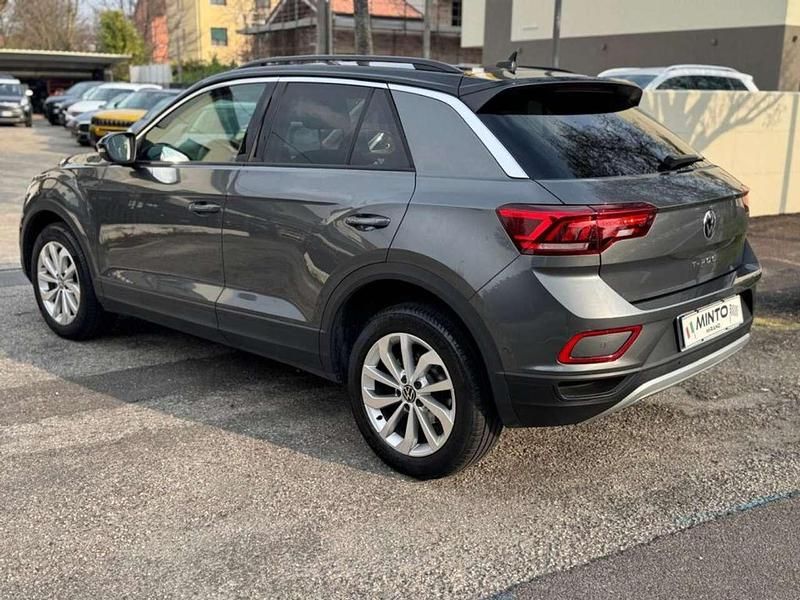 Usata VW T-Roc Style 110 CV (80 kW) 2023 Antracite SUV