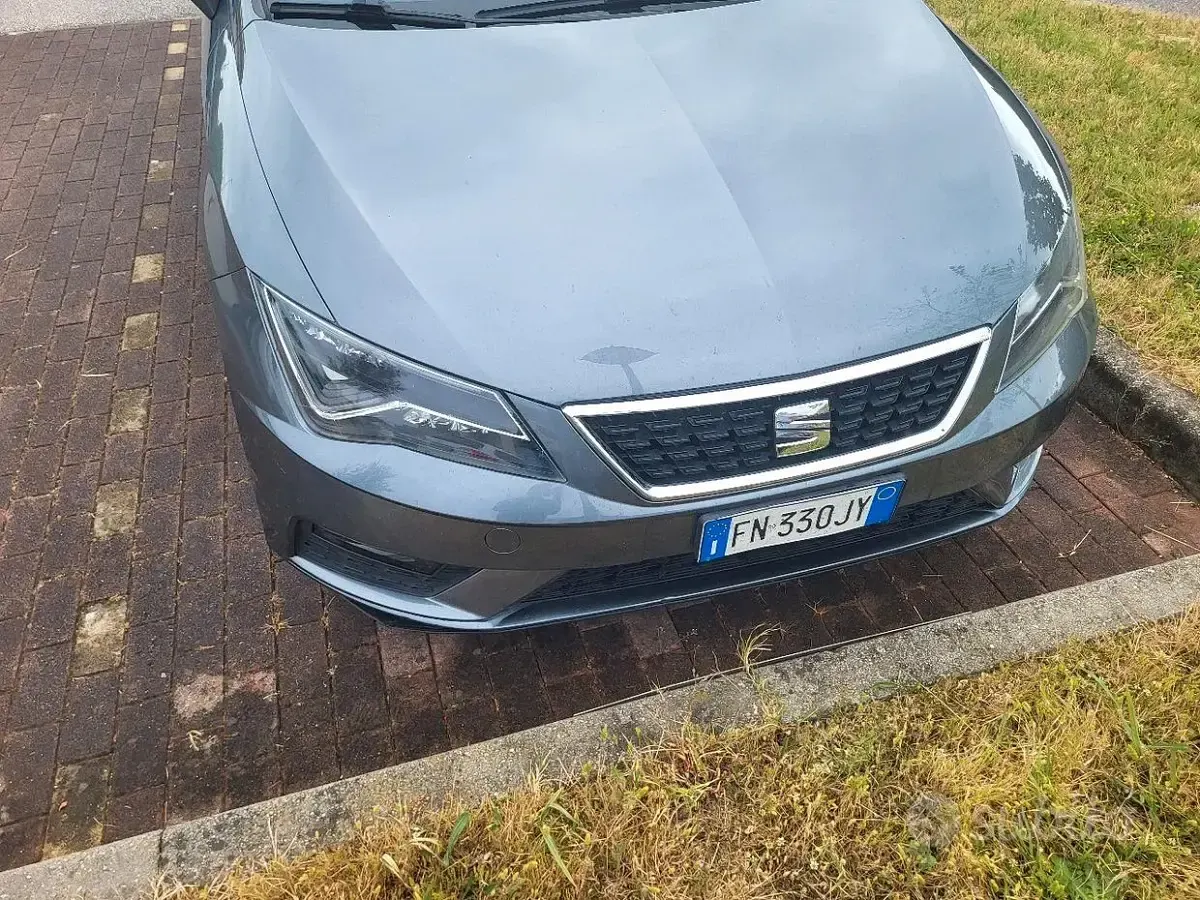 Usata Seat Leon 115 CV (84 kW) 2018 Grigio Station wagon