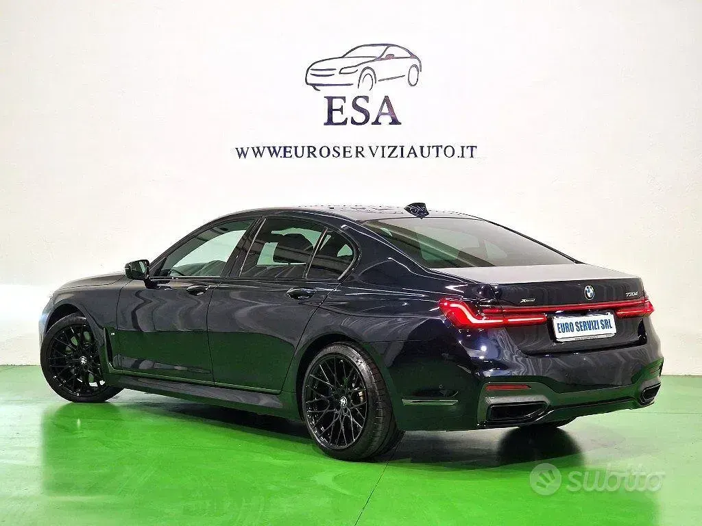 Usata BMW 730 M Sport 265 CV (194 kW) 2020 416 carbonschwarz Berlina