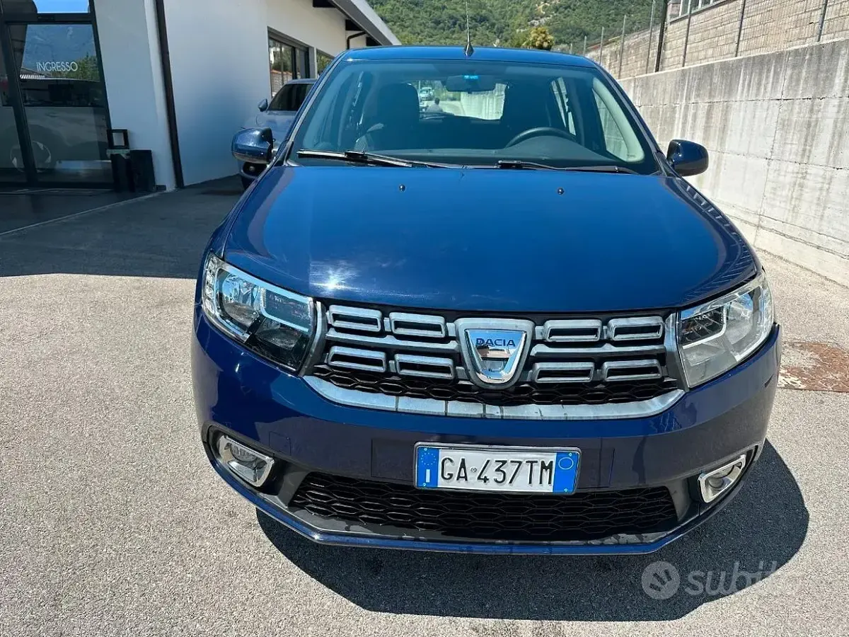 Usata Dacia Sandero Comfort 73 CV (53 kW) 2020 Berlina