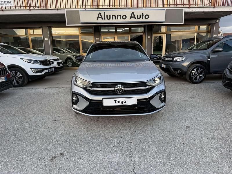 Usata VW Taigo R-line 110 CV (80 kW) 2022 Argento SUV