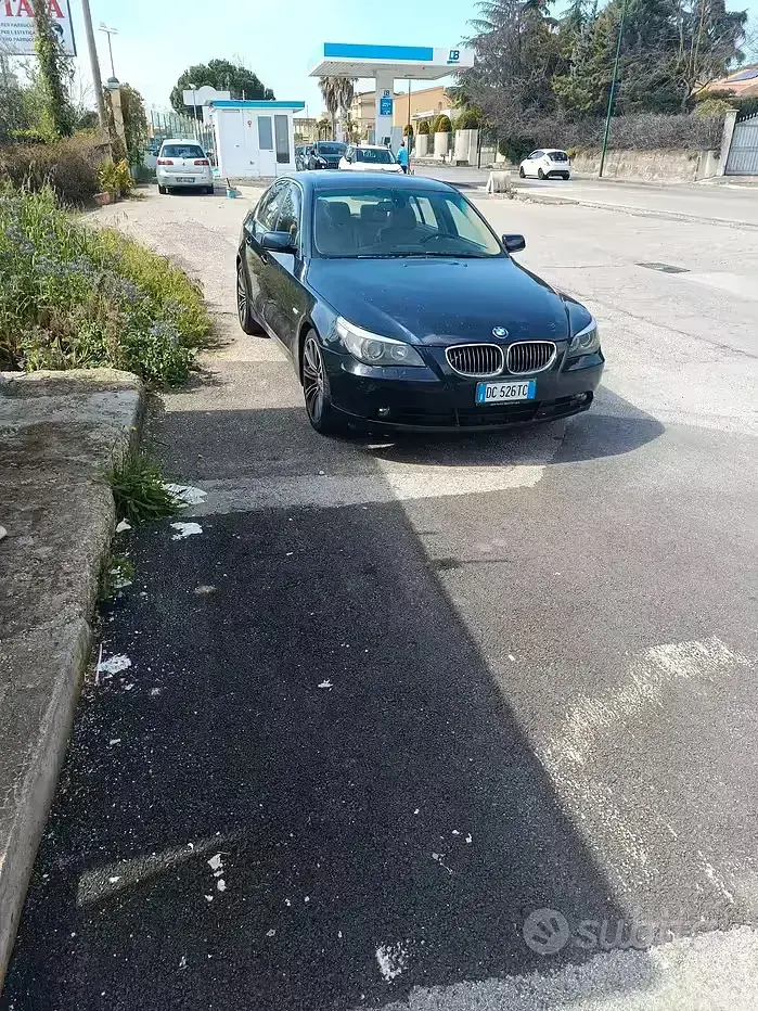 Usata BMW 530 231 CV (169 kW) 2006 Bluazzurro Berlina