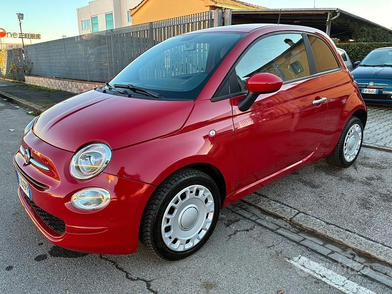Usata Fiat 500 Dolcevita 69 CV (50 kW) 2019 Rosso Berlina