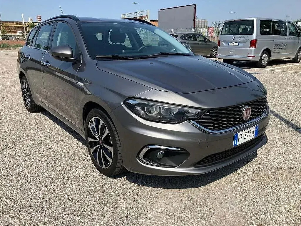 Usata Fiat Tipo Lounge 120 CV (88 kW) 2016 Other Station wagon
