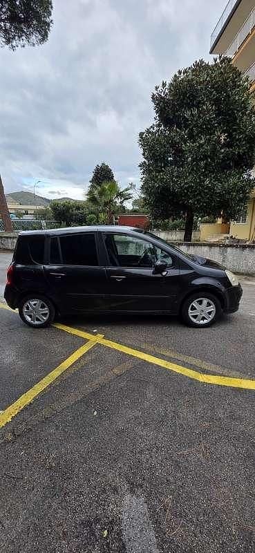 Usata Renault Grand Modus Dynamique 106 CV (77 kW) 2008 Monovolume