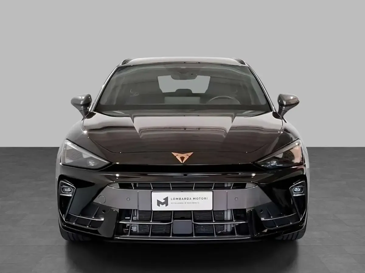 Usata Cupra Leon 150 CV (110 kW) 2024 Nero midnight Station wagon