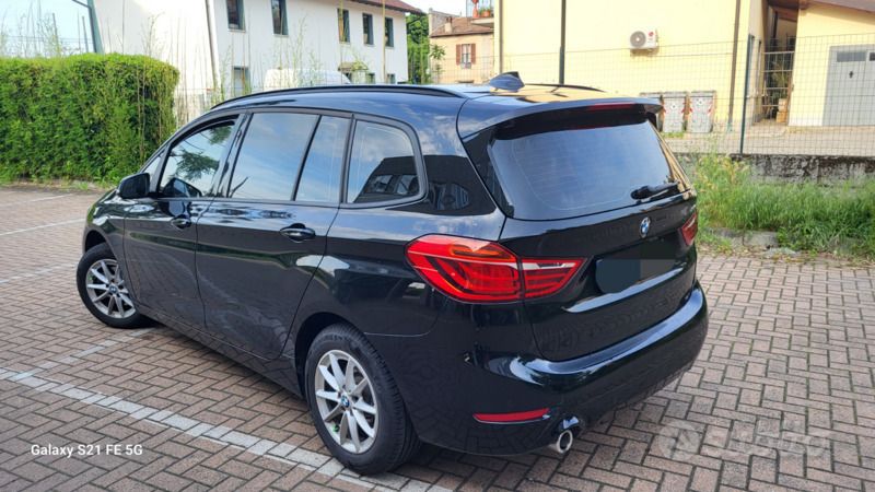 Nero Usata 2020 BMW 216 Efficient Dynamics Station wagon | 17.000 € (Molto cara) - Immagine 1/4