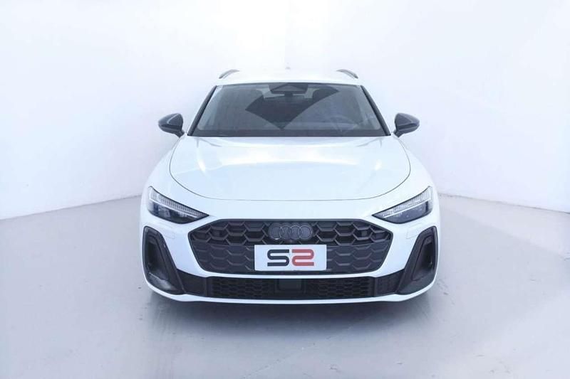 Nuova Audi A5 S-Line 150 CV (110 kW) 2025 Bianco / metallizzato Coupé