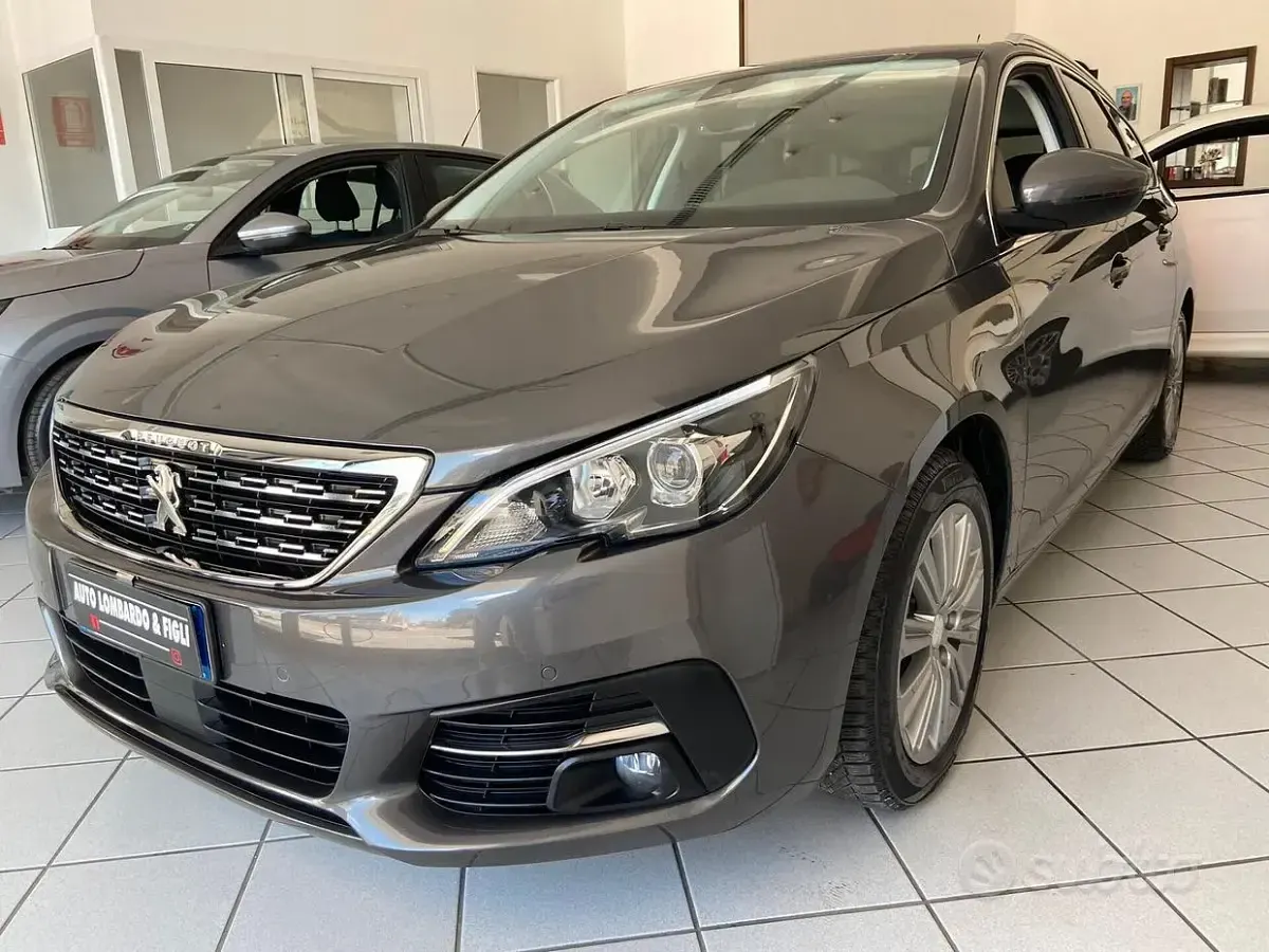 Usata Peugeot 308 Allure 131 CV (96 kW) 2021 Grigio Station wagon