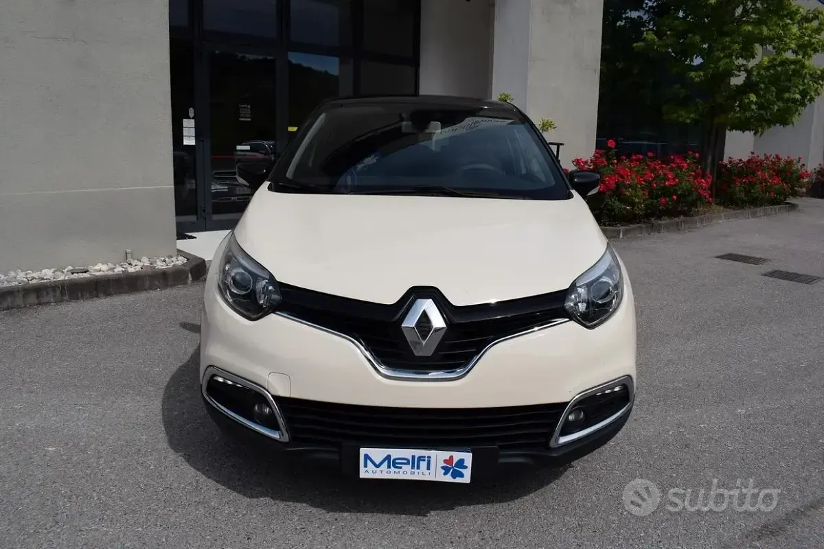 Usata Renault Captur 90 CV (66 kW) 2013 Beige SUV
