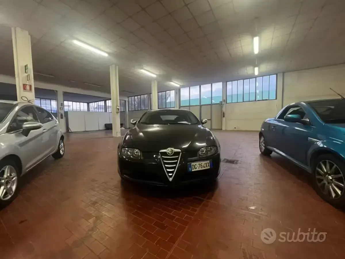 Usata Alfa Romeo GT Distinctive 150 CV (110 kW) 2007 Nero Coupé