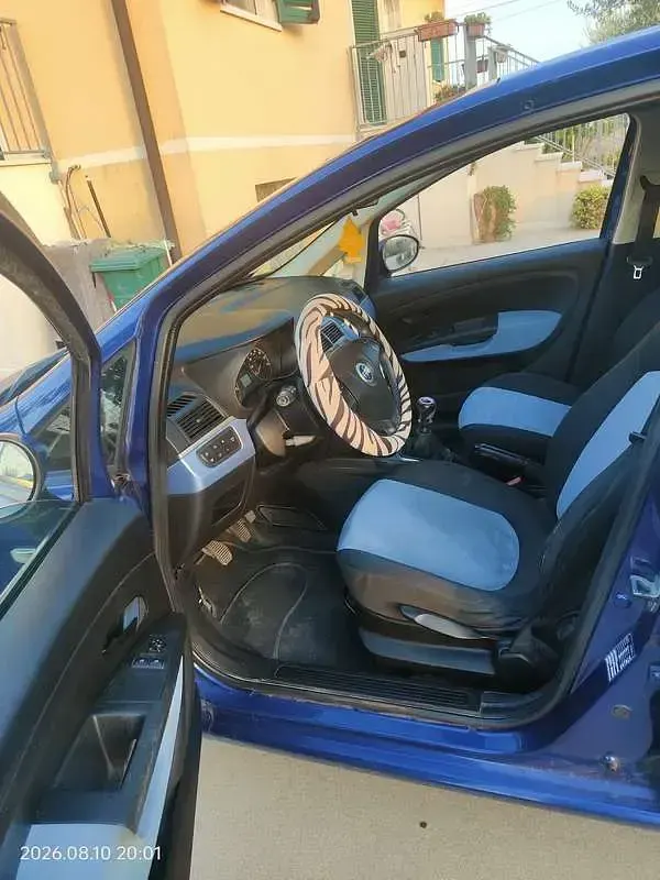 Usata Fiat Punto 73 CV (53 kW) 2006 Bluazzurro Utilitaria