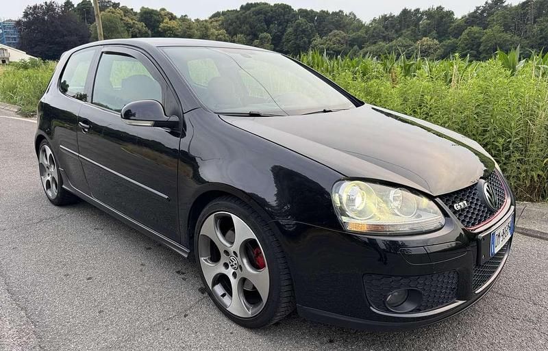 Usata 2008 VW Golf VI GTI Tre volumi | 10.300 € (Buon prezzo) - Immagine 1/4
