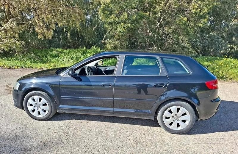 Usata Audi A3 Sportback 102 CV (75 kW) 2010 Nero Utilitaria