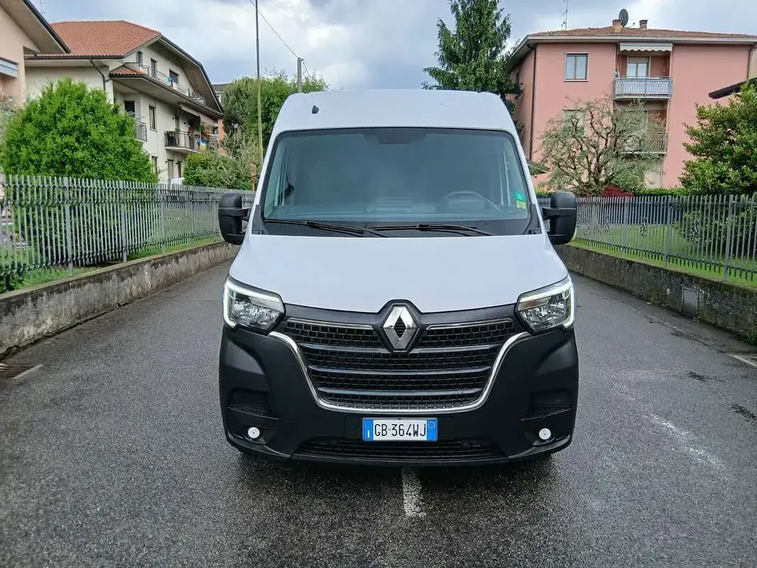 Usata Renault Master 148 CV (108 kW) 2016 Furgone