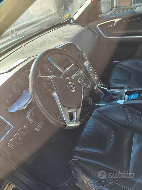 Usata Volvo XC60 R-Design 2016 SUV