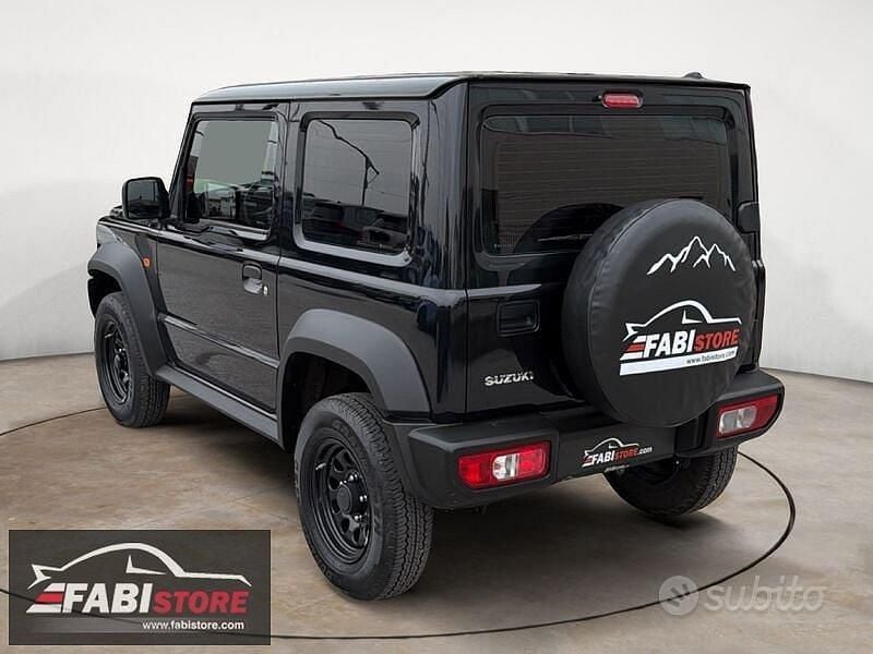 Usata Suzuki Jimny 102 CV (75 kW) 2023 Nero SUV