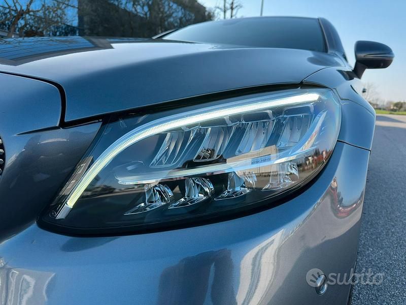 Usata Mercedes C180 Premium 156 CV (114 kW) 2019 Grigio Coupé