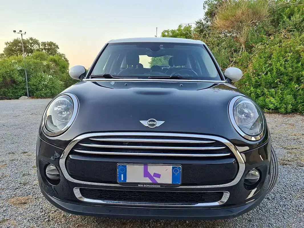 Usata Mini Cooper 136 CV (100 kW) 2017 Nero Utilitaria
