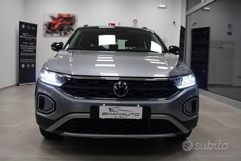 Usata VW T-Roc Life 115 CV (84 kW) 2024 Grigio SUV