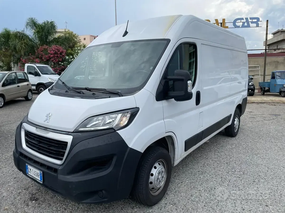 Usata Peugeot Boxer S 140 CV (102 kW) 2022 Bianco Furgone
