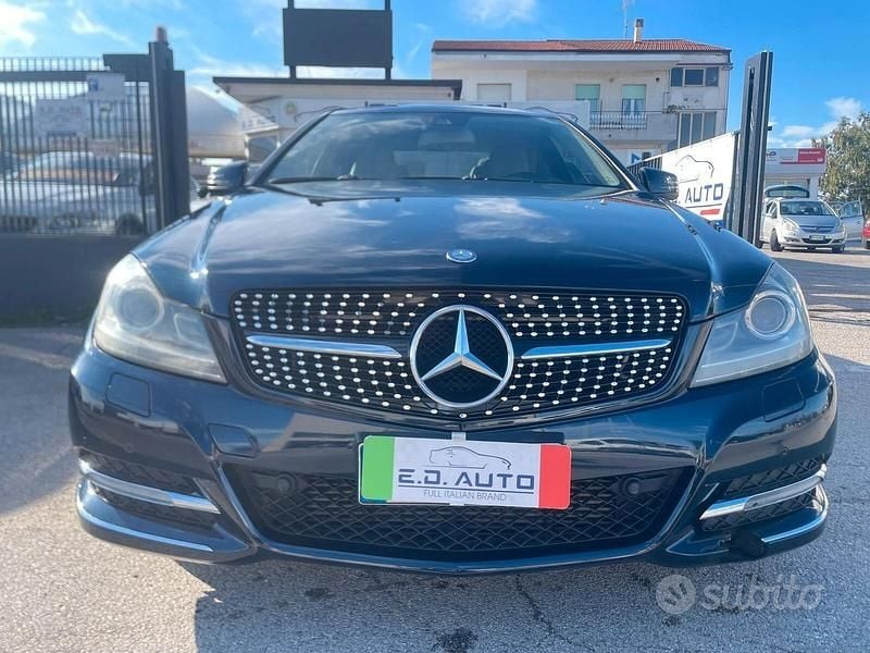 Blu Usata 2014 Mercedes C220 Exclusive Tre volumi | 6990 € (Super prezzo) - Immagine 1/4