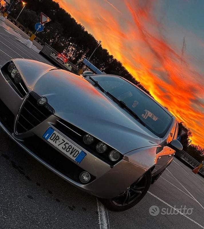 Usata Alfa Romeo 159 149 CV (109 kW) 2008 Grigio Station wagon
