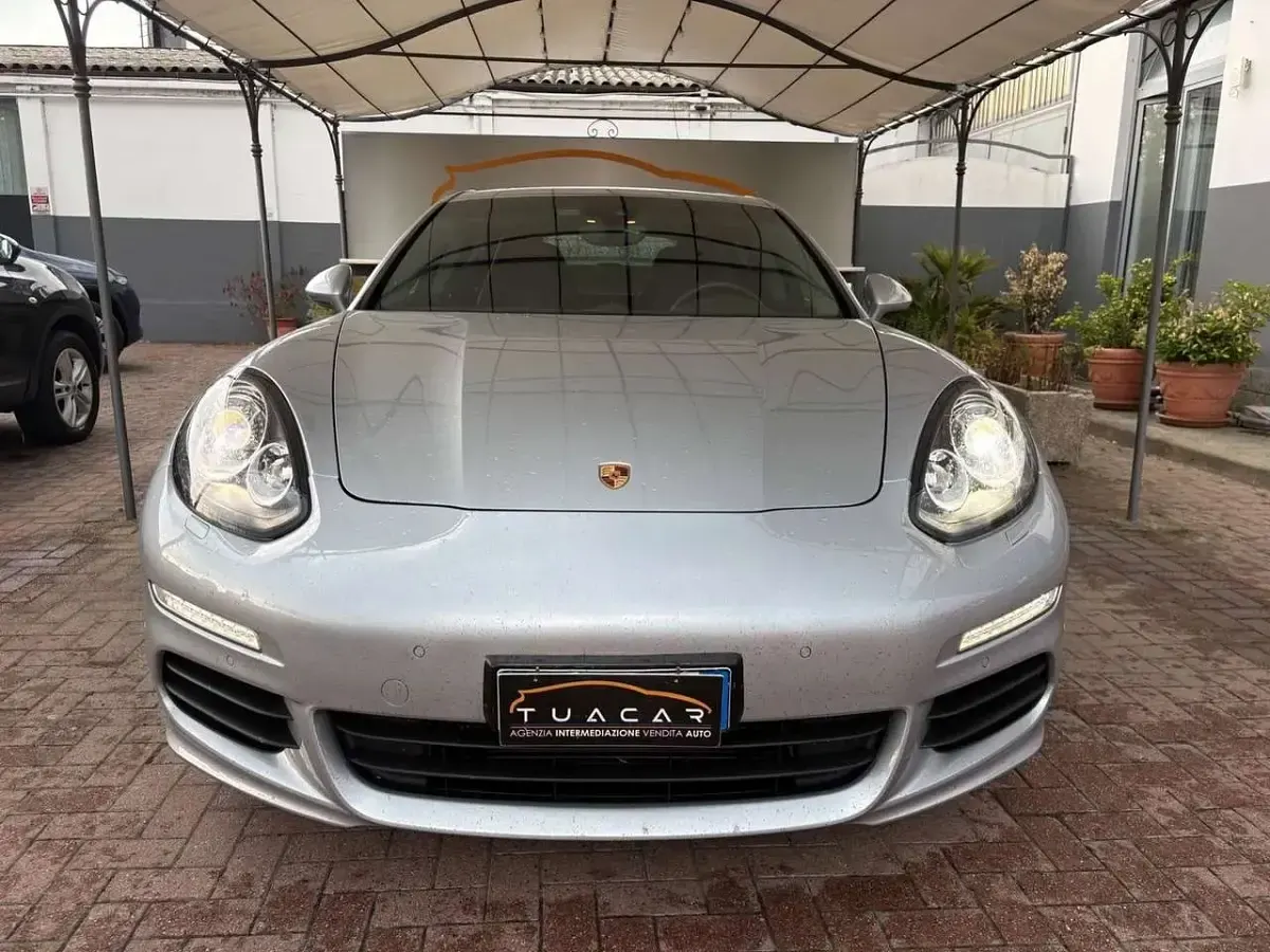 Usata Porsche Panamera Edition 300 CV (220 kW) 2016 Argento Utilitaria