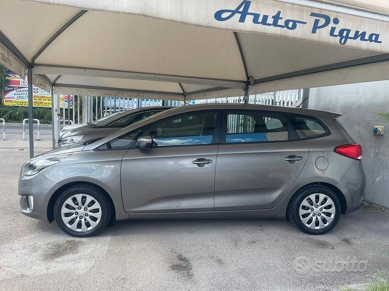 Usata Kia Carens 115 CV (84 kW) 2014 Grigio Monovolume