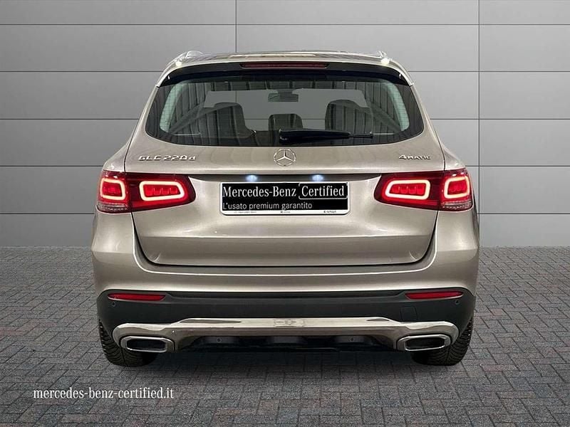 Usata Mercedes GLC220 Business 194 CV (142 kW) 2022 Argento mojave SUV