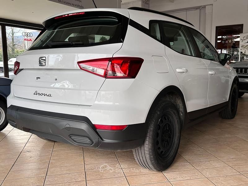 Usata Seat Arona 95 CV (69 kW) 2024 Bianco SUV