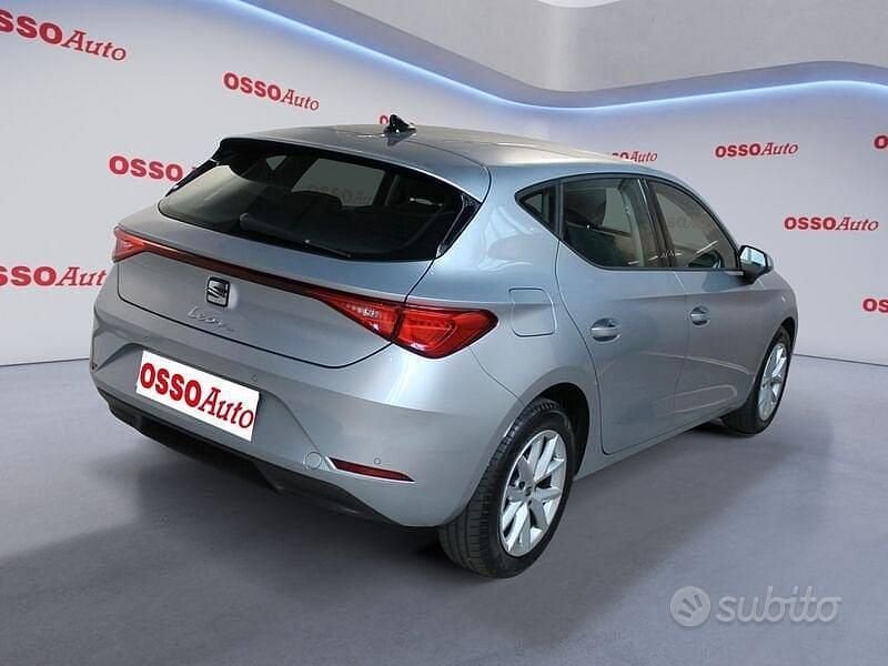 Usata Seat Leon Style 90 CV (66 kW) 2023 Nero Berlina