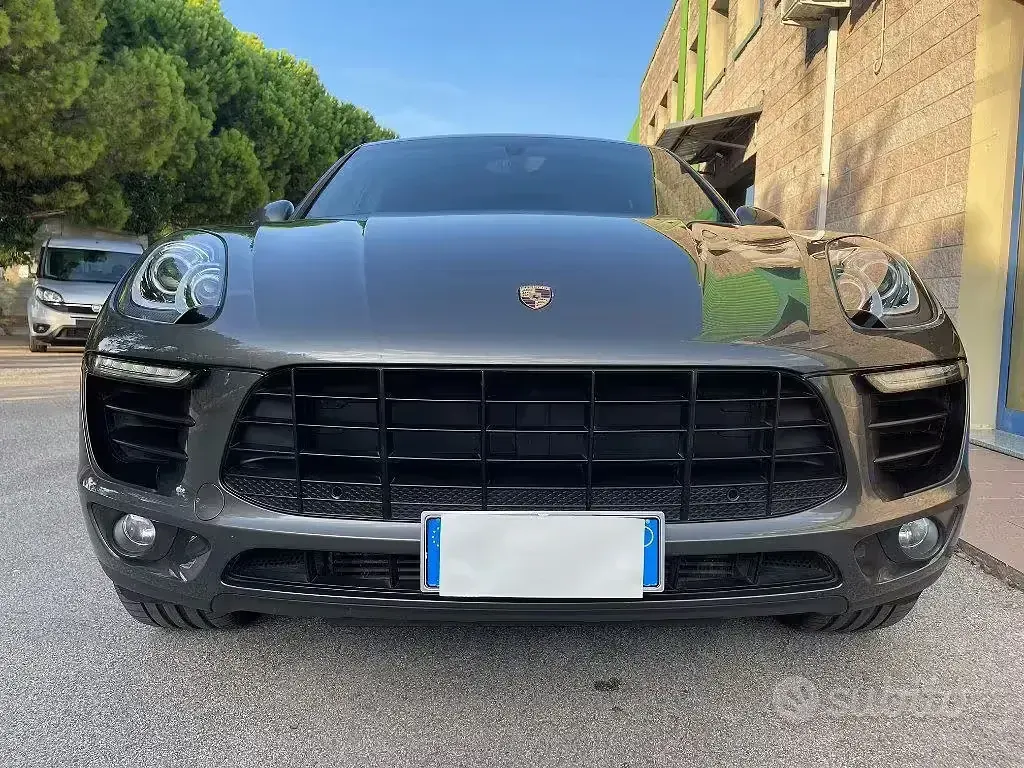 Usata Porsche Macan 250 CV (183 kW) 2015 Grigio SUV