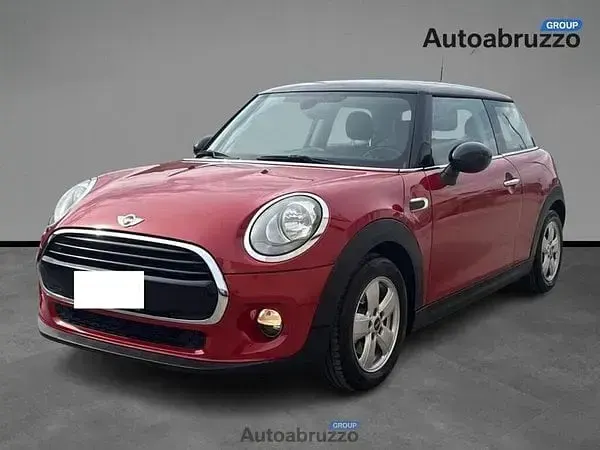 Usata Mini Cooper D 116 CV (85 kW) 2017 Utilitaria