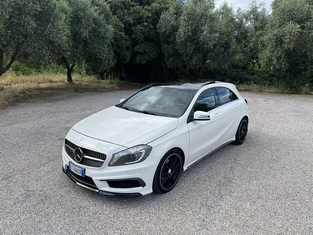 Usata Mercedes A180 Premium 109 CV (80 kW) 2013 Berlina