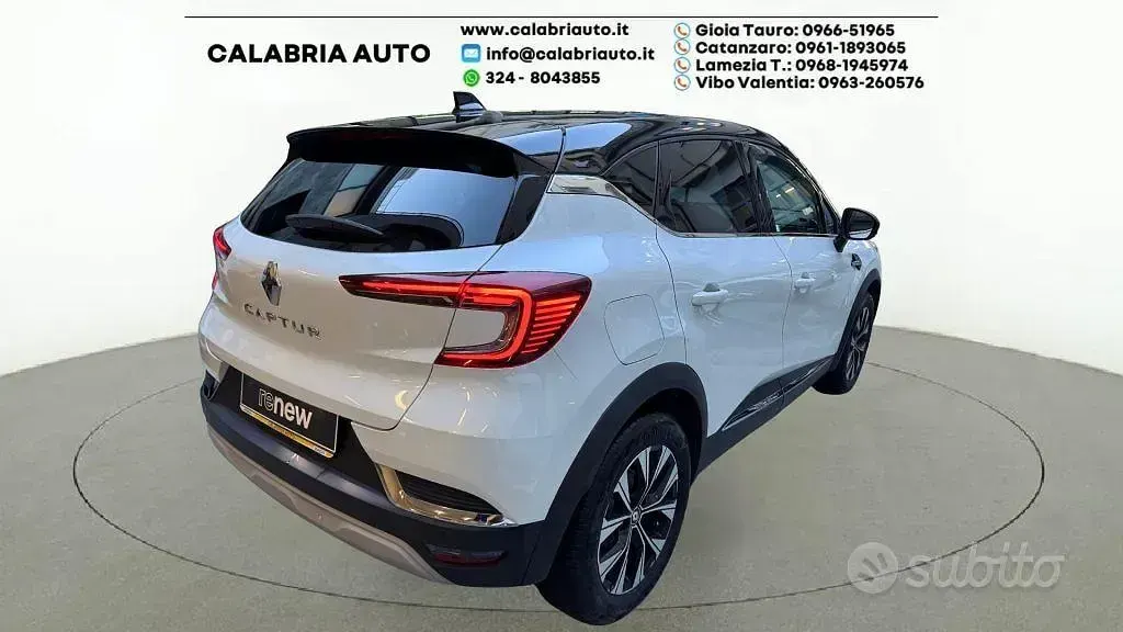 Usata Renault Captur Techno 101 CV (74 kW) 2023 Bianco SUV
