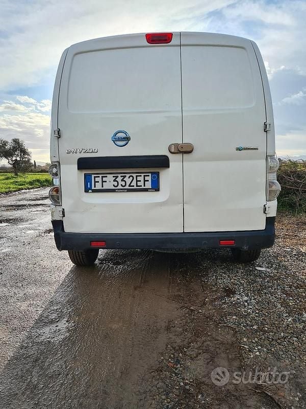 Usata Nissan e-NV200 80 kW (109 CV) 2016 Bianco Monovolume