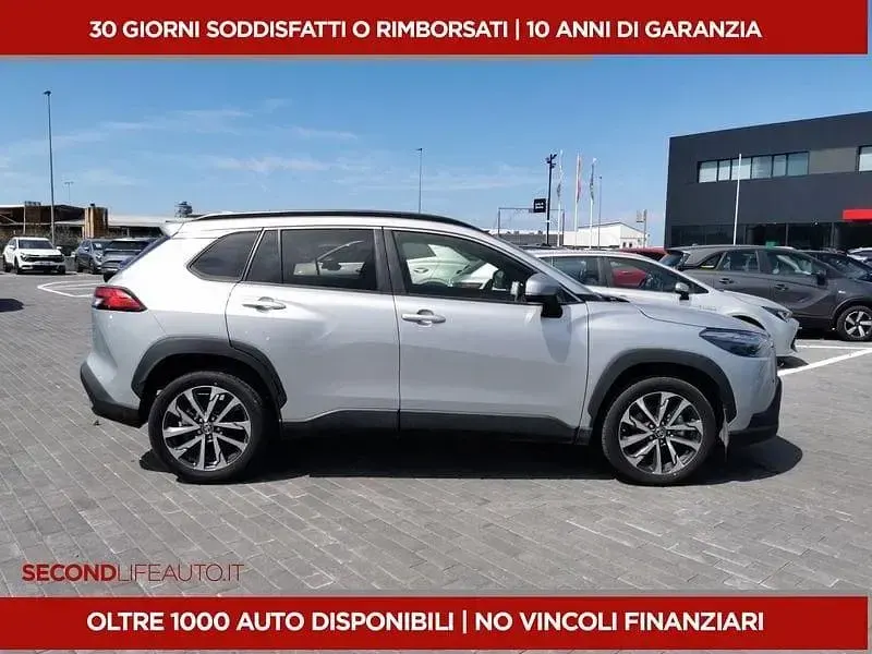 Usata Toyota Corolla Cross Trend 140 CV (102 kW) 2025 Argento SUV