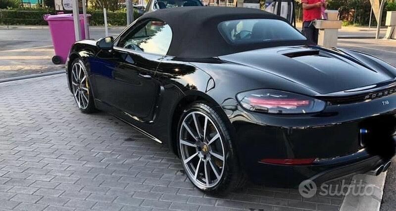 Usata Porsche 718 2016 Nero Cabrio