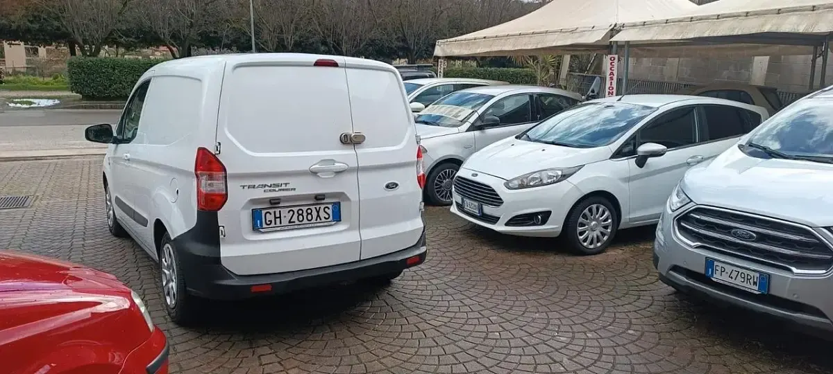 Usata Ford Transit Courier 100 CV (73 kW) 2018 Bianco Furgone