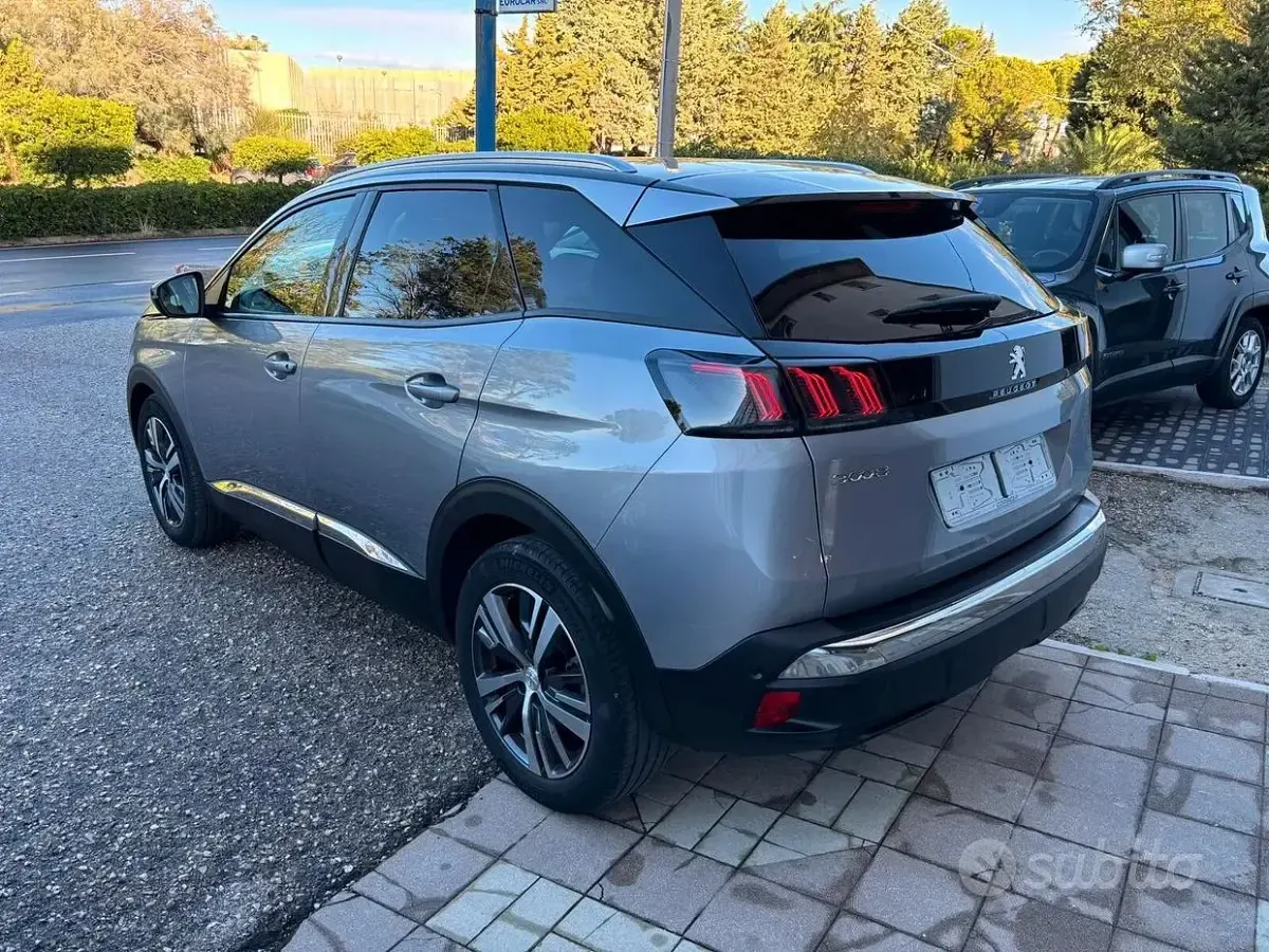 Usata Peugeot 3008 Allure 131 CV (96 kW) 2021 Grigio SUV