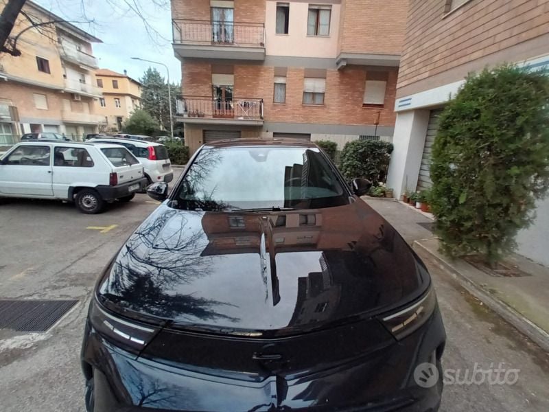 Usata Opel Mokka 101 CV (74 kW) 2022 Nero SUV