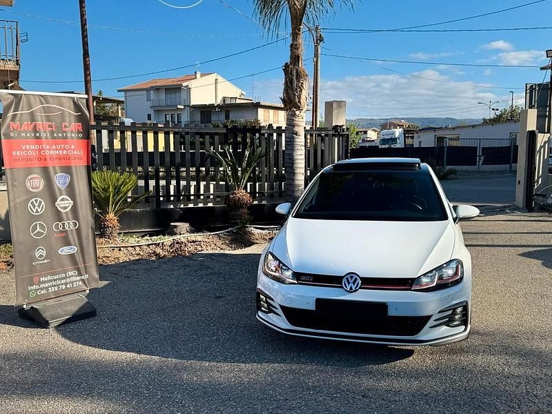 Usata VW Golf VII GTI 244 CV (179 kW) 2019 Bianco Berlina