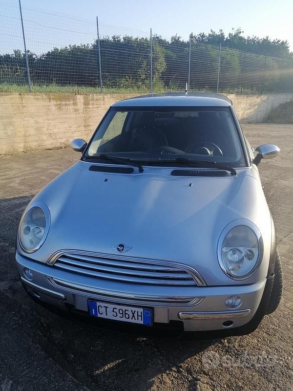 Usata Mini Cooper Coupé 75 CV (55 kW) 2005 Grigio Coupé